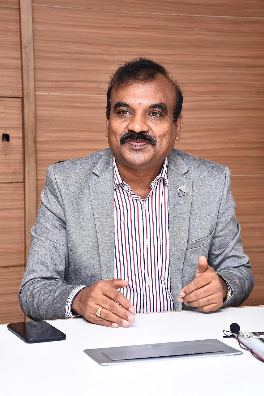 இன்ஜினீயரிங் படித்தால் வேலை கிடைக்காதா? - பதிலளிக்கிறார் கல்வி ஆலோசகர் ரமேஷ் பிரபா! #LetsLearn