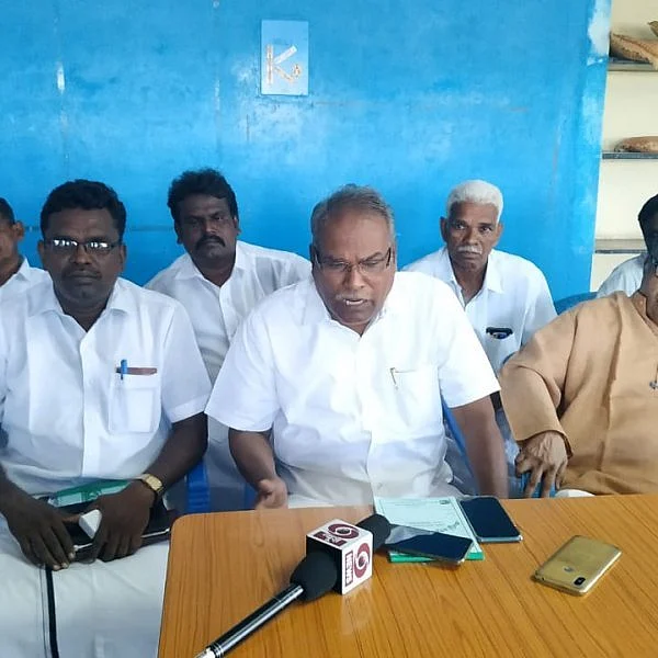 `கோடை வந்தாலே சில பேருக்குக் குழப்பம் வந்துவிடும்; அதில் பொன்னாரும் ஒருவர்!' - கே.பாலகிருஷ்ணன்