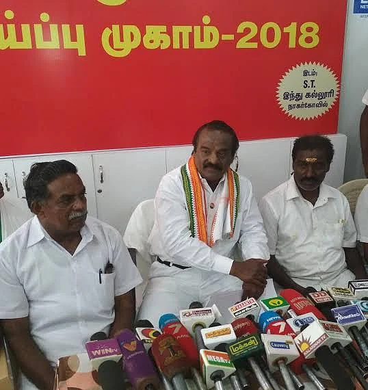 `விஜயதரணி கூறியது பற்றி என்னிடம் கேட்கிறீர்கள்!'- கொந்தளித்த வசந்தகுமார்