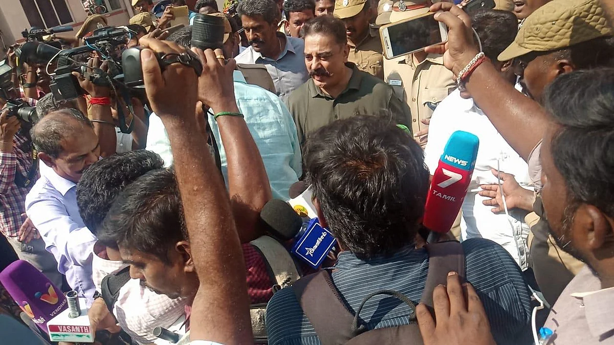 ``தமிழகத்தில் எந்த மொழியைத் திணித்தாலும் கண்டிப்போம்!" - கமல்ஹாசன் பேட்டி!