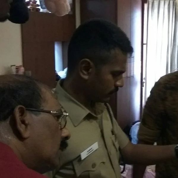 ``தொழிலில் நஷ்டம்; ஏறிக்கொண்டே சென்ற கடன்!” - ஒரே குடும்பத்தைச் சேர்ந்த 4 பேர் தற்கொலை