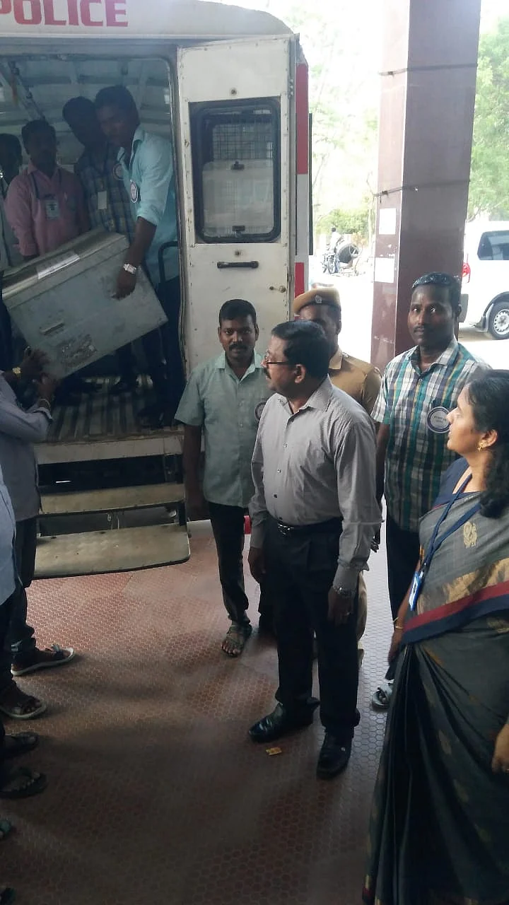 ``மக்களின் முடிவுக்கு நான் சாயம் பூச விரும்பவில்லை!" - ராகுல் காந்தி பேச்சு #Electionresults2019 #LiveUpdates