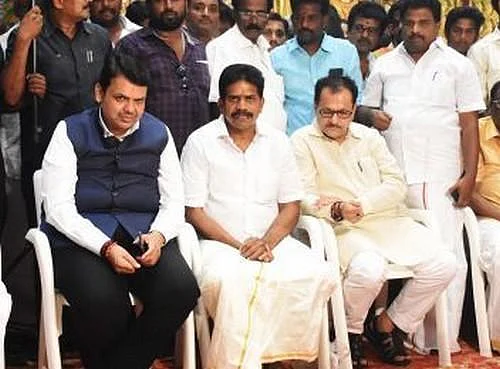 புதுக்கோட்டைக்கு வந்த தேவேந்திர பட்நாவிஸ் - யார் இந்த `கேப்டன்' தமிழ்ச்செல்வன்?