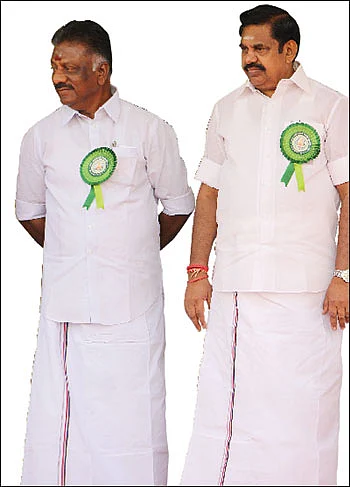 கதிகலங்கும் கழகங்கள்! - கூட்டணிக் குழப்ப தி.மு.க... கோஷ்டி அ.தி.மு.க... கரையும் அ.ம.மு.க...