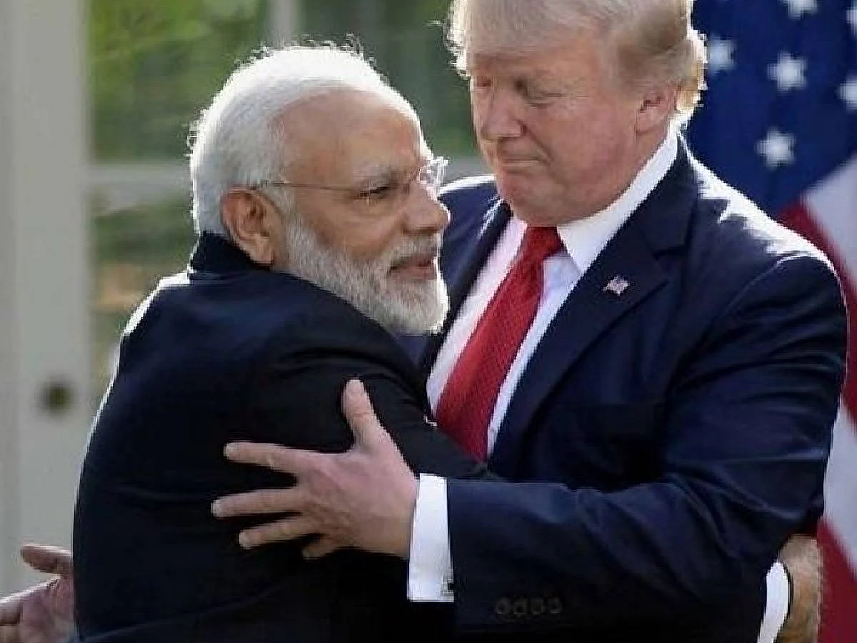 `ட்ரம்ப்பிடம் என்ன சொன்னார் மோடி?' கொந்தளிக்கும் எதிர்க்கட்சிகள்!