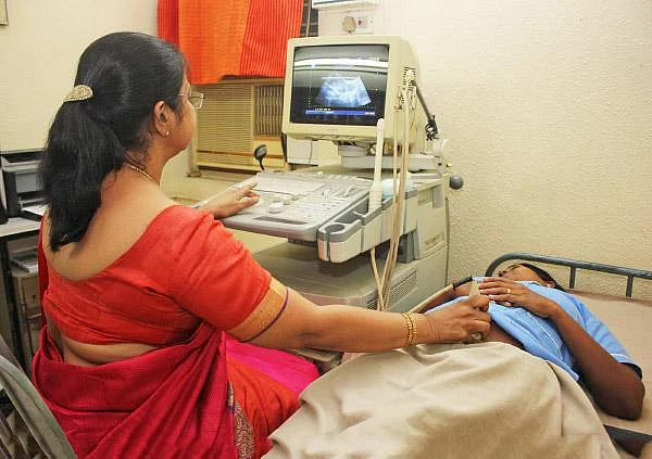 ஃபைப்ராய்டு கட்டி கேன்சராக மாறுமா? மருத்துவ வழிகாட்டல்