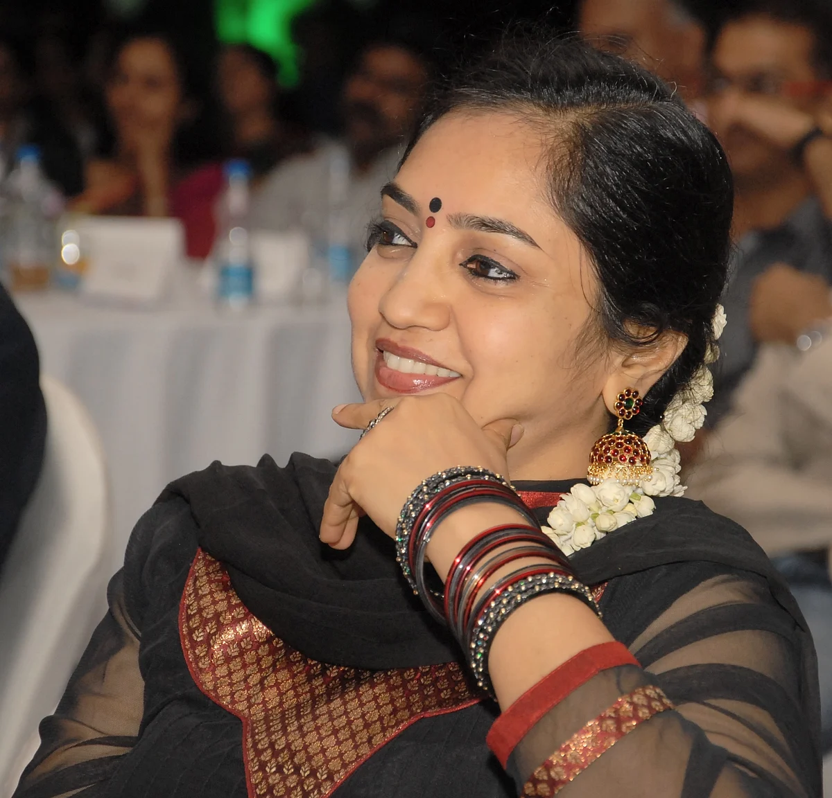 தமிழச்சி தங்கபாண்டியன்