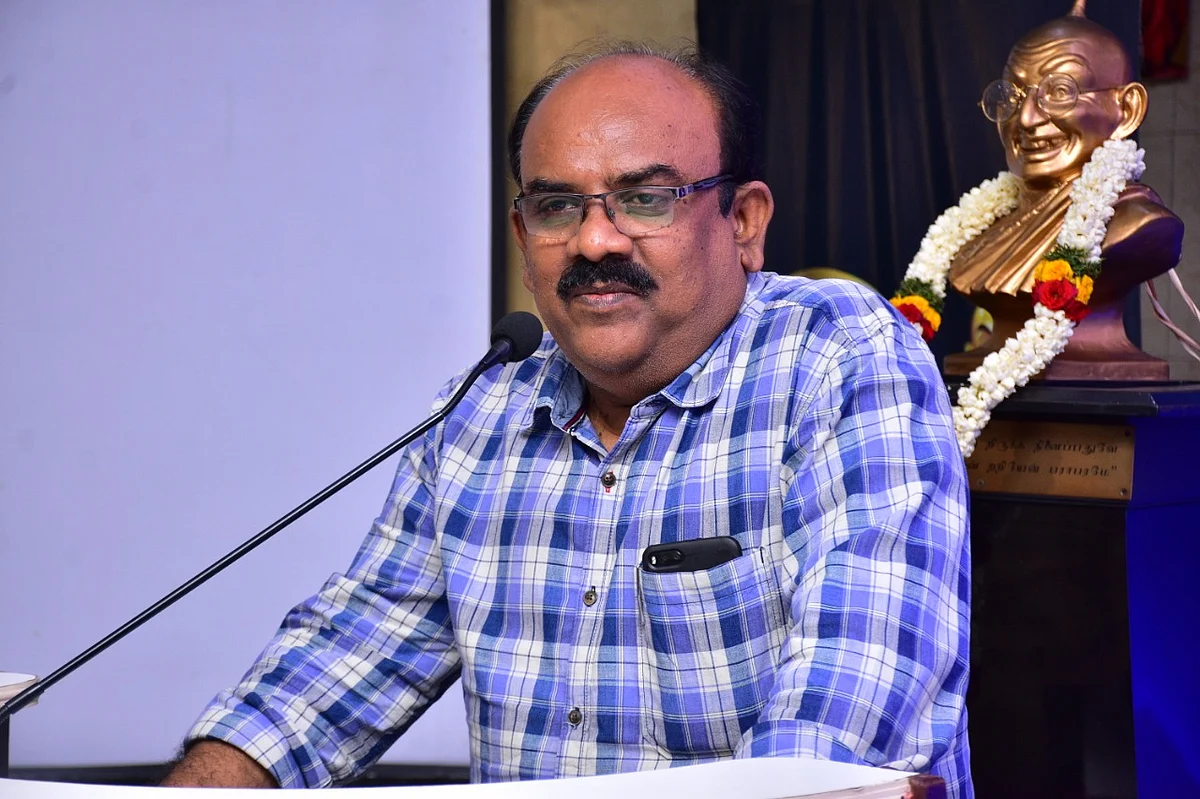 "லவ்ல ஜெயிக்கிறதுக்கும், லைஃப்ல ஜெயிக்கிறதுக்கும் சம்பந்தமில்லை!" தனுஷ்