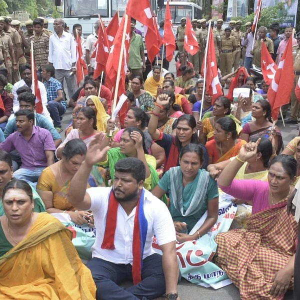 `இவர் முதல்வரின் உறவினர்; தனிக்காட்டு ராஜா!'- இன்ஸ்பெக்டருக்கு எதிராக கொந்தளிக்கும் சேலம்