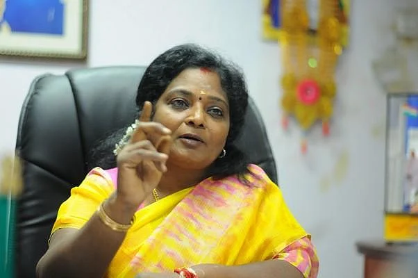 ``என் மனதில் வருத்தங்கள் இருக்கின்றன; அவை என்னுடன் போகட்டுமே!" - தமிழிசை