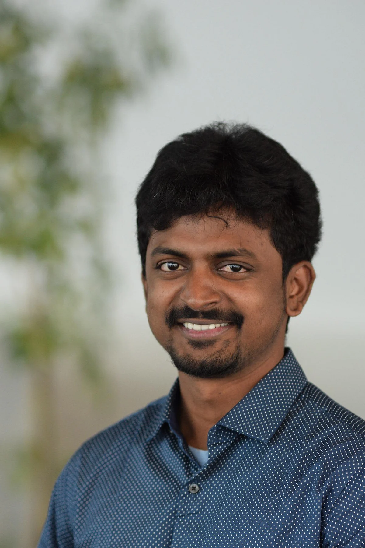 ஜெர்மனியில் கலக்கும் நெல்லை இளைஞர்! - இளம் விஞ்ஞானிக்குக் கிடைத்த கௌரவம் #MyVikatan