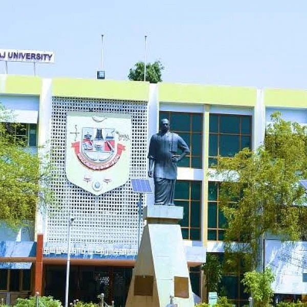 தேர்வே எழுதாதவர்களுக்கு மதிப்பெண் சான்றிதழ் - சர்ச்சையில் காமராசர் பல்கலைக்கழகம்!