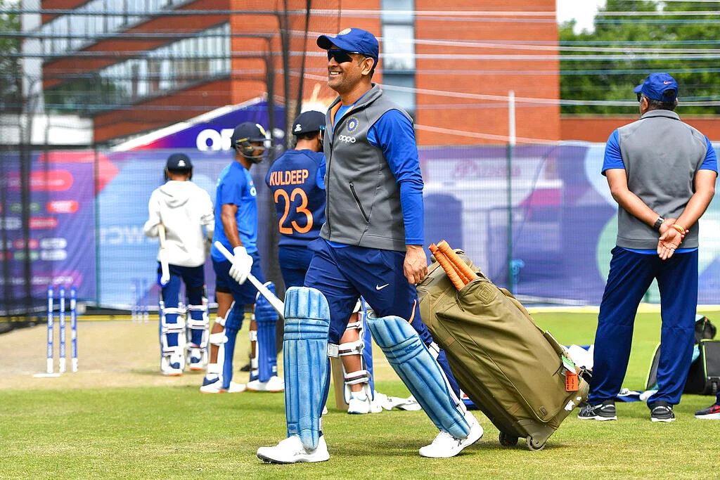 Dhoni