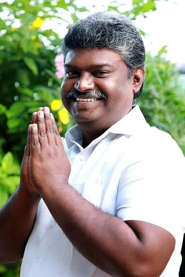 எம்.பி தனுஷ்குமார்