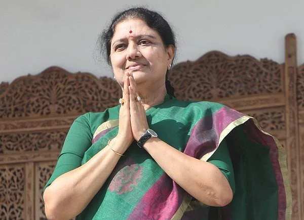 `சசிகலாவுக்கும் தினகரனுக்கும் என்ன பிரச்னை?!' - எடப்பாடியிடம் பட்டியல் கொடுத்த `கார்டன்' தோழி
