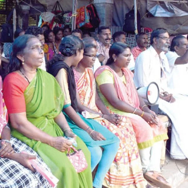 விரட்டப்படும் மண்ணின் மைந்தர்கள்... இடதுசாரிக் கட்சியின் வலதுசாரிக் கொள்கை!
