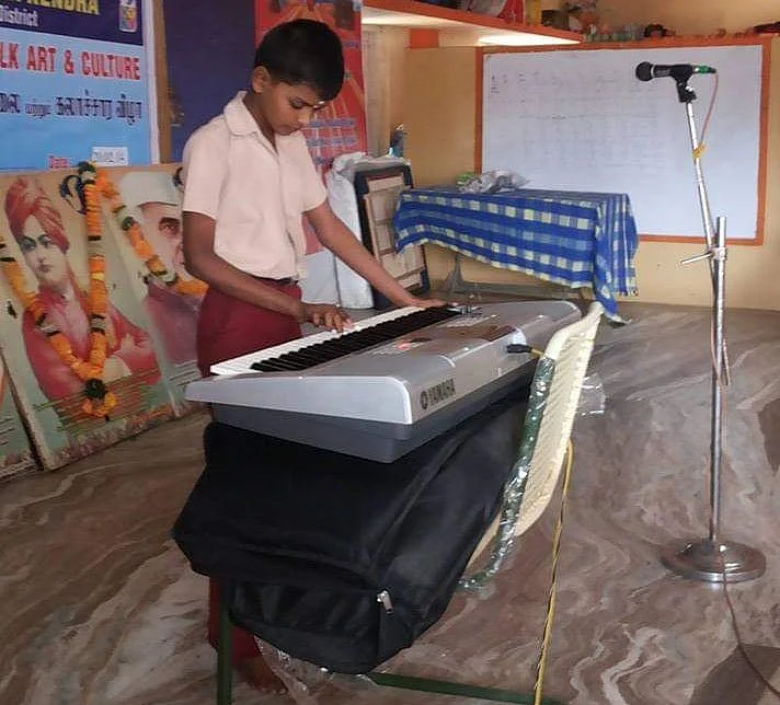 சிறுவயதில் கலையரசன்