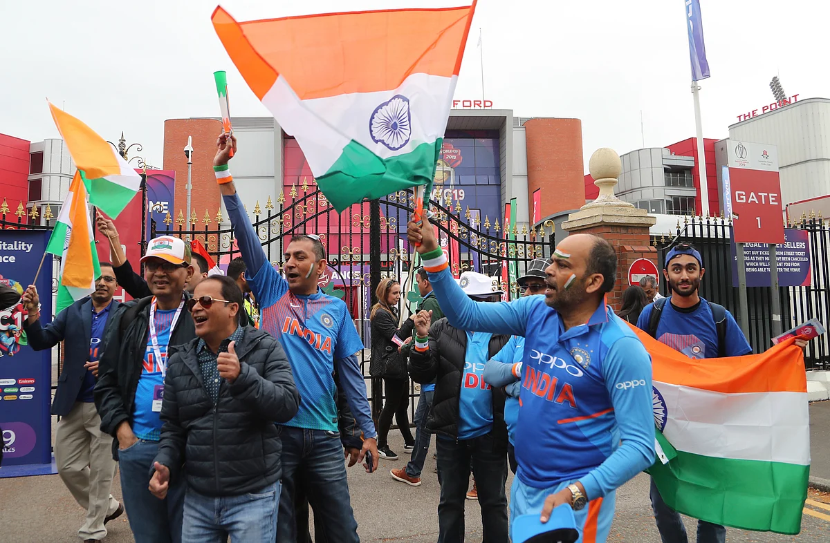 இறுதிப்போட்டியில் நியூஸிலாந்து! #INDvNZ லைவ் அப்டேட்ஸ்