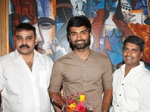 ரொமான்டிக் அதர்வா, சிலம்பம் சந்தானம்... இயக்குநர் கண்ணனின் அடுத்தடுத்த படங்கள்!