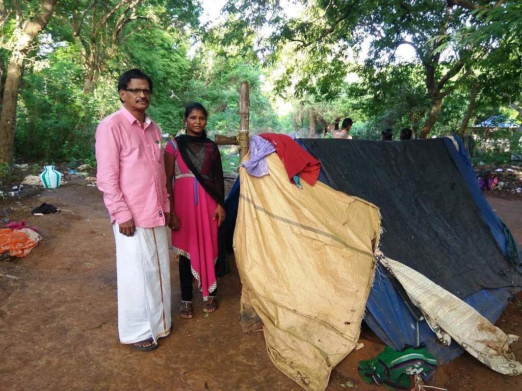 ``பெரிய பொண்ணாகிட்டதுனால கடை வாசல்ல தூங்க முடியலை!'' - படிக்க ஏங்கும் நாடோடி சமூக மாணவி கங்கா