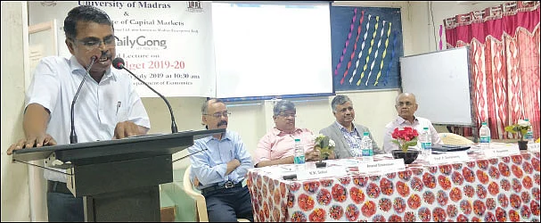 பட்ஜெட் 2019 - 20 : கவனிக்க வேண்டிய துறைகளும் பங்குகளும்!