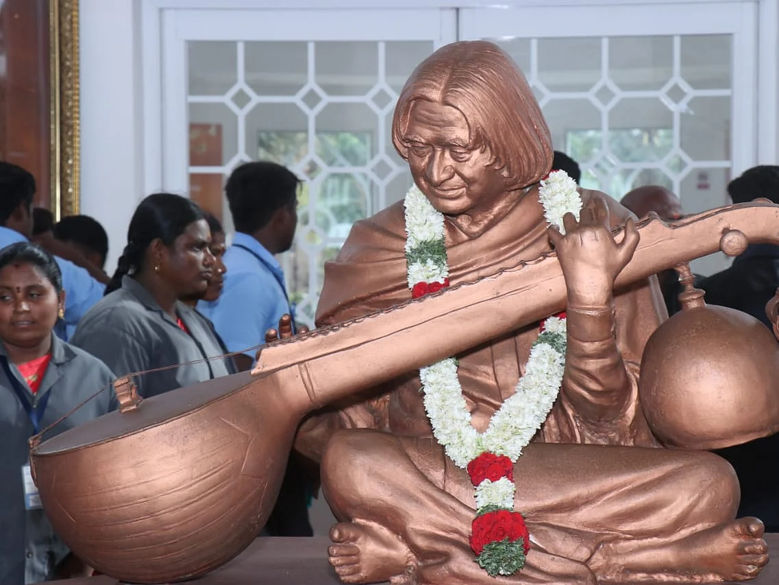 ``கருணாஸ் மட்டுமே வந்து சென்றார்!” - கலாம் நினைவு நாளை மறந்த ஆட்சியாளர்கள்
