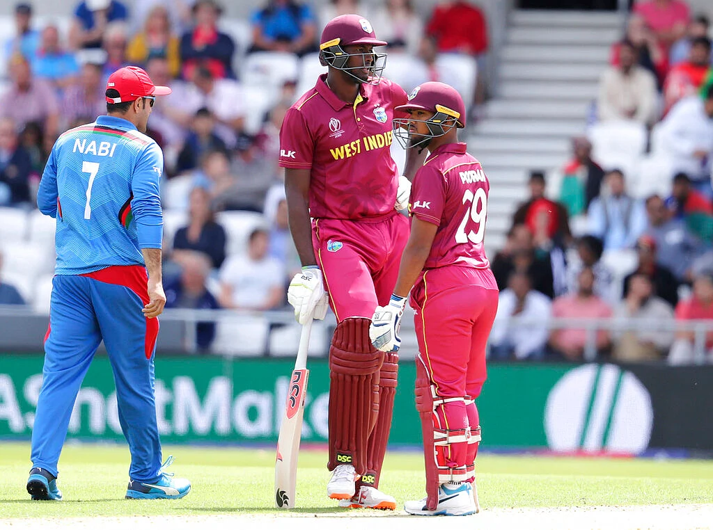 Holder and Pooran