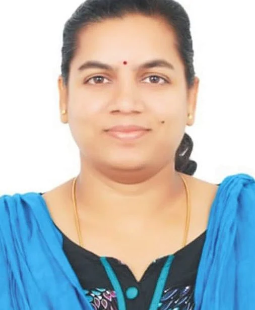நாம் தமிழர் கட்சி வேட்பாளர் தீபலட்சுமி