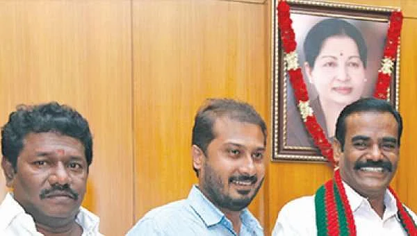கருணாஸ், தமிமுன் அன்சாரி, தனியரசு