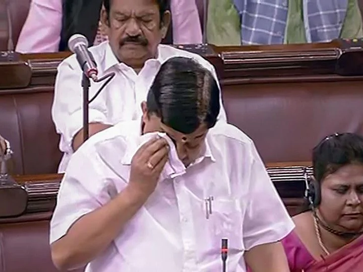 `இனி, அவரின் பாடலை மிஸ் பண்ணுவோம்' - மாநிலங்களவையில் கலங்கிய மைத்ரேயன், டி.ராஜா!