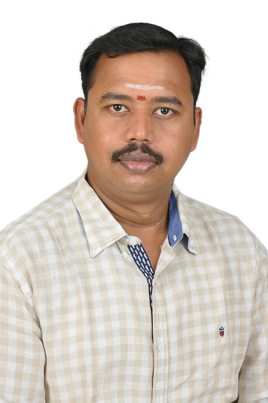 ஆயுர்வேத மருத்துவர் ஆர். பாலமுருகன்