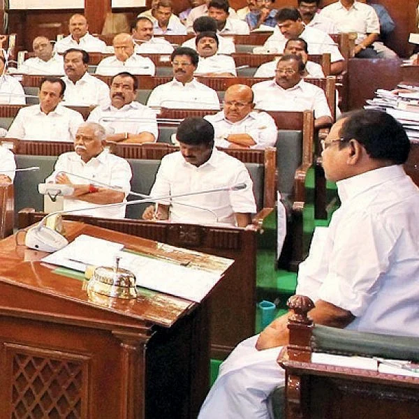 மீண்டும் சர்ச்சையை ஏற்படுத்துமா... சபாநாயகர் மீதான நம்பிக்கையில்லா தீர்மானம்?