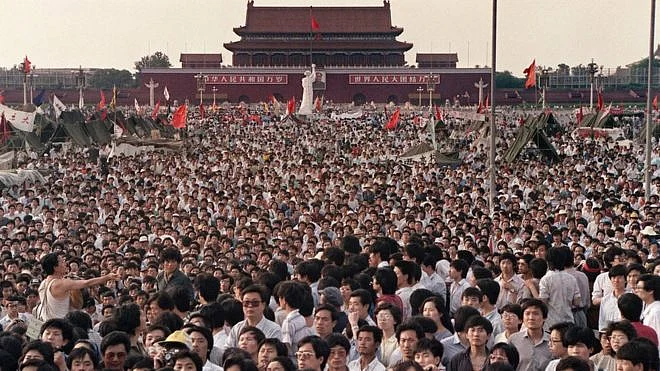Tiananmen square protests - 1989