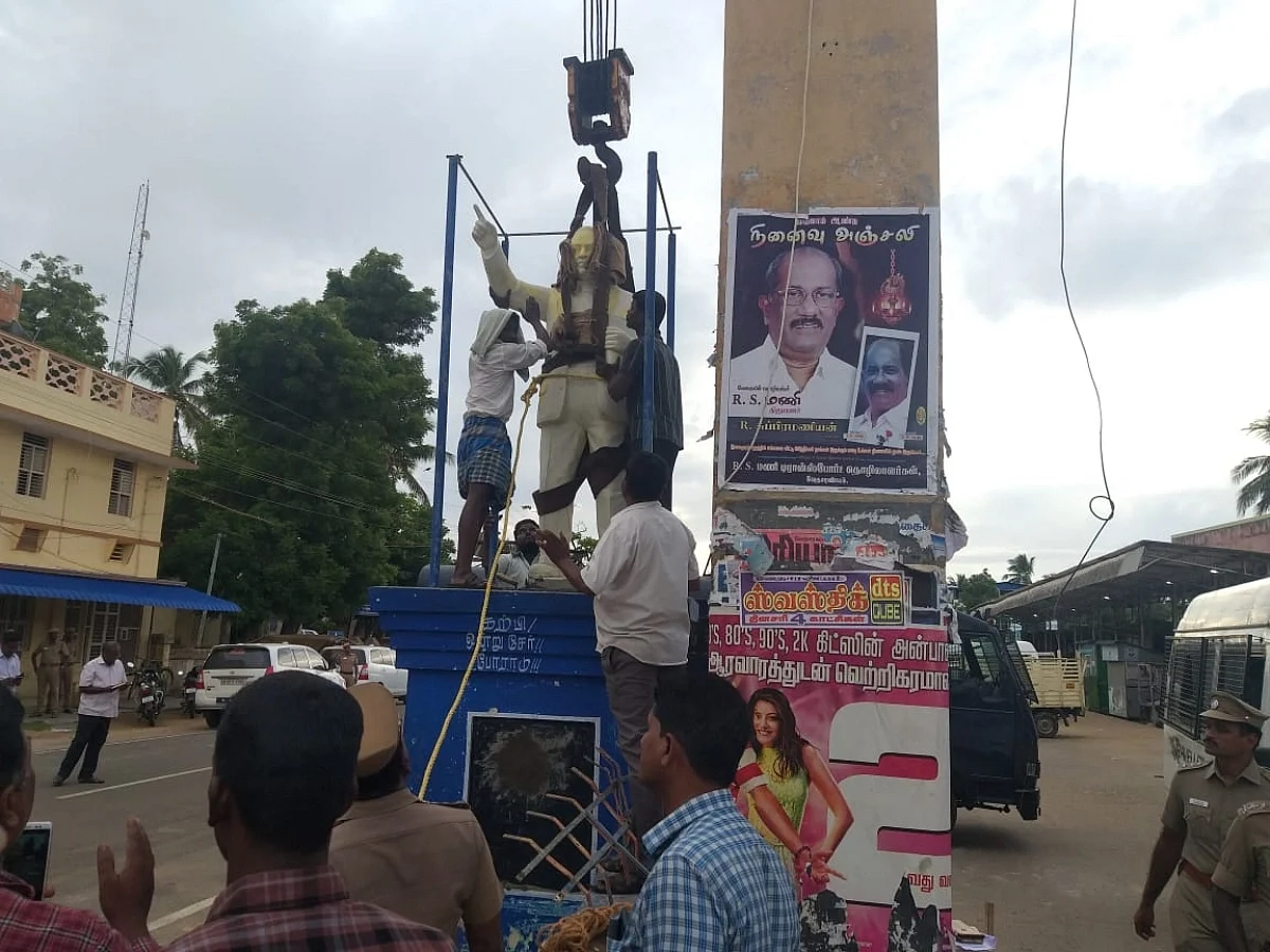 ``சிலை உடைத்தவரை சிறையில் அடைக்காமல், சிலைகளைச் சிறையில் அடைத்தது ஏன்?" - செ.கு.தமிழரசன் கேள்வி