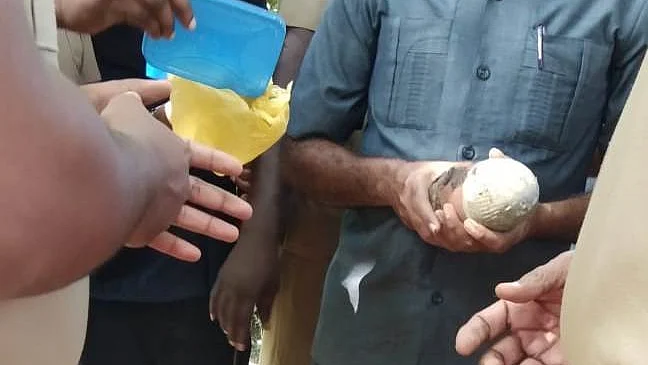 கைப்பற்றப்பட்ட வெடிகுண்டு