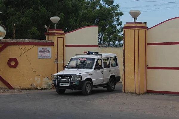 தூத்துக்குடி துறைமுக நுழைவு வாயில்