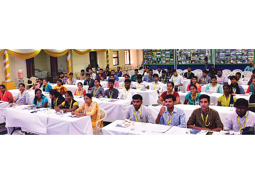 தொடங்கியது புதுப் பயணம்!