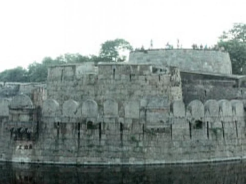 வேலூர் தேர்தலில் கதிர் ஆனந்த் வென்ற தருணங்கள்..!