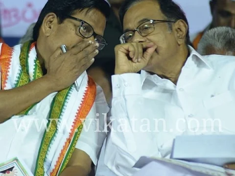 `தனித்துவிடப்பட்ட சிலர் செய்யும் திட்டமிட்ட செயல் இது!’ - அடுத்தடுத்த புகாரால் கொதிக்கும் காங்கிரஸ்
