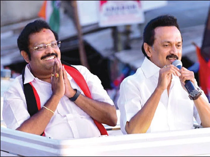 அப்பாவின் அழுகை, கட்சிப் பதவி, ஸ்டாலின் பரிசு... - கதிர் 'ஆனந்தம்' பகிர்வுகள்!