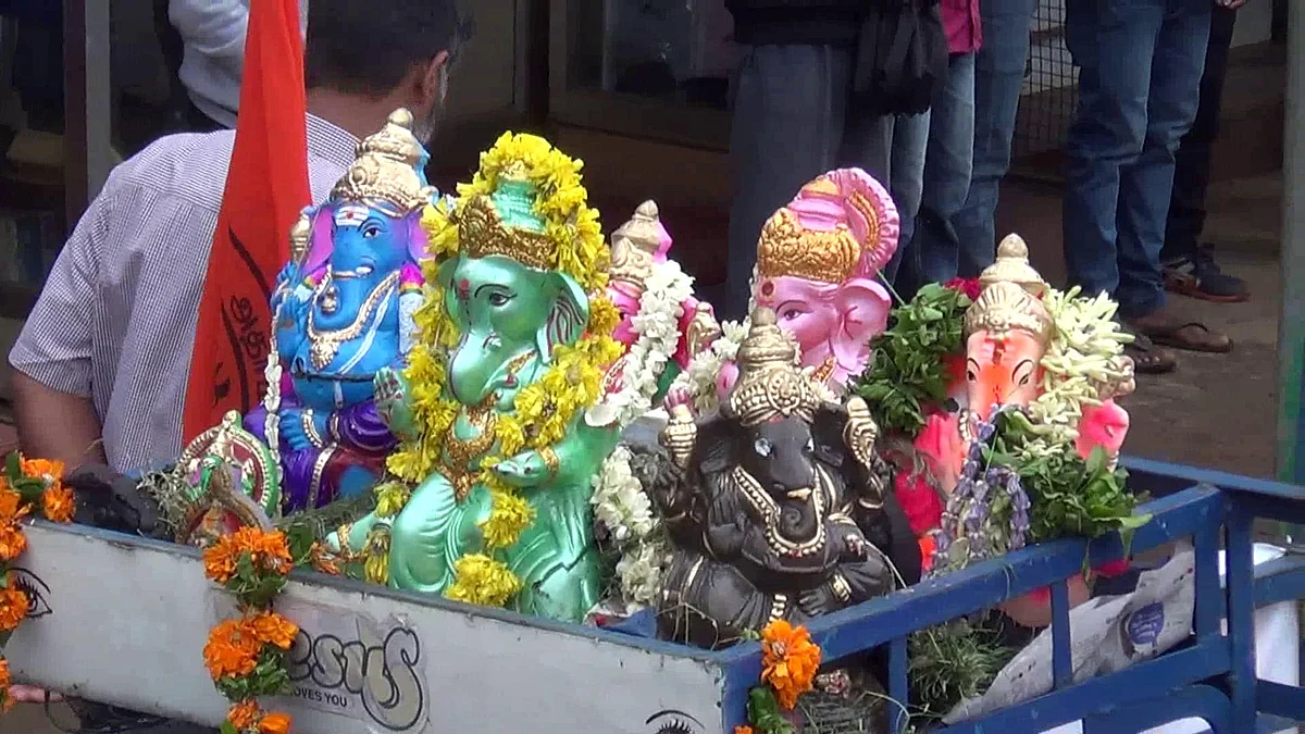 Vinayagar Statue