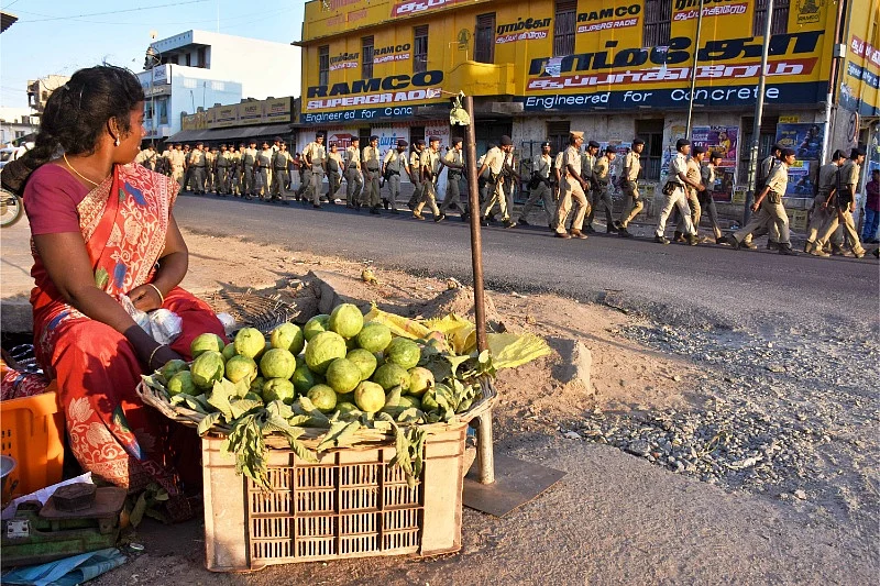 படம் சொல்லும் சேதி - உலகப் புகைப்பட தினம் #VikatanClicks