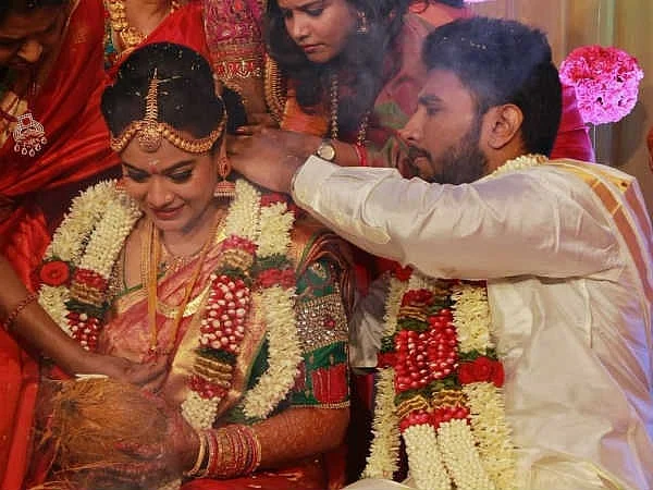 suja varunee, sivakumar