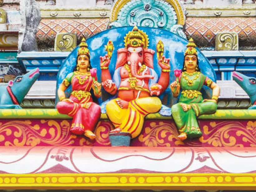 தட்சிணாமூர்த்தி விநாயகர் திருக்கல்யாணம்... மெலட்டூரில் ஆவணி பிரம்மோற்சவம் நாளை தொடங்குகிறது!