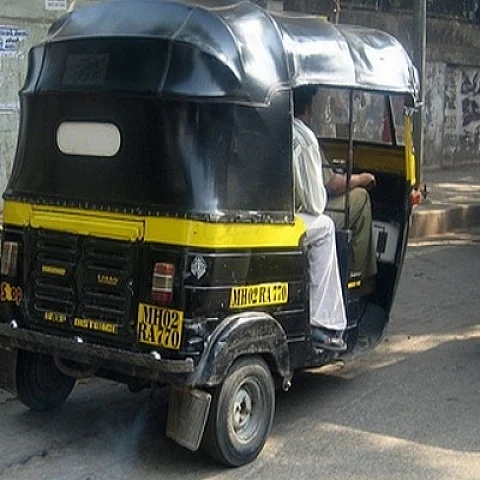ஆட்டோ - மாதிரி புகைப்படம்