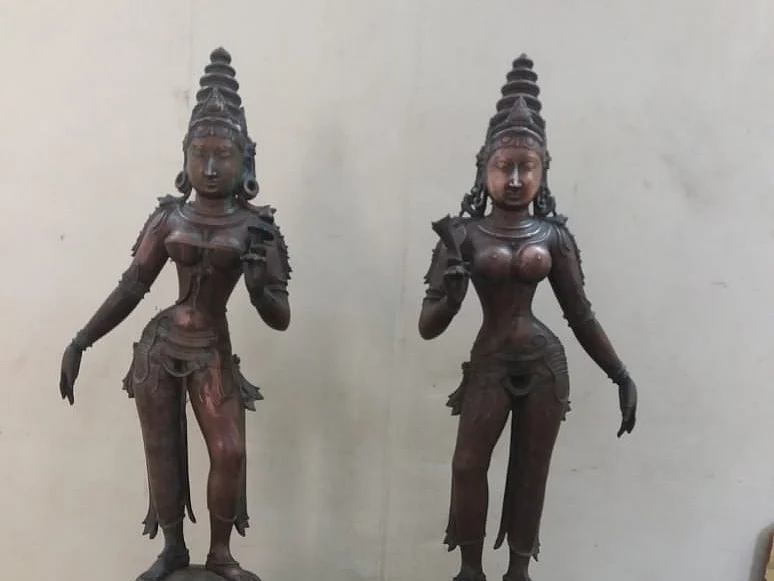 `போலீஸாருக்குக் கிடைத்த ரகசிய தகவல்’-வெளிநாட்டுக்குக் கடத்தவிருந்த கோடியக்கரை கோயில் சிலைகள் மீட்பு!