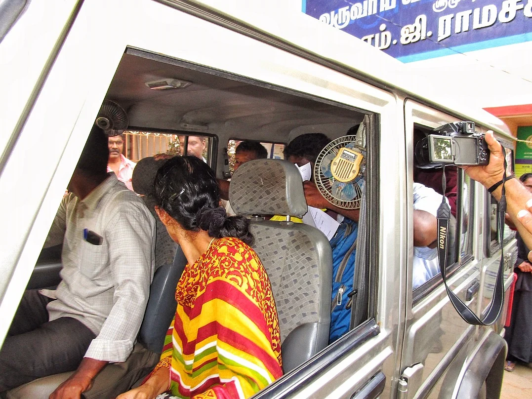 சான்றிதழ் கொடுக்க ரூ.14,000 லஞ்சம்! - கைதுசெய்யப்பட்ட வட்டாட்சியர்