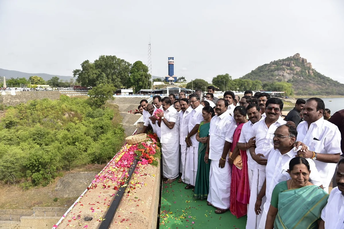முதல்வர்