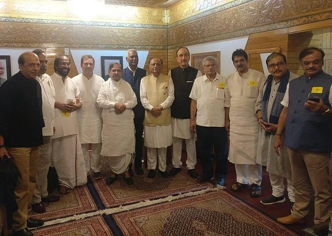 leaders in srinagar