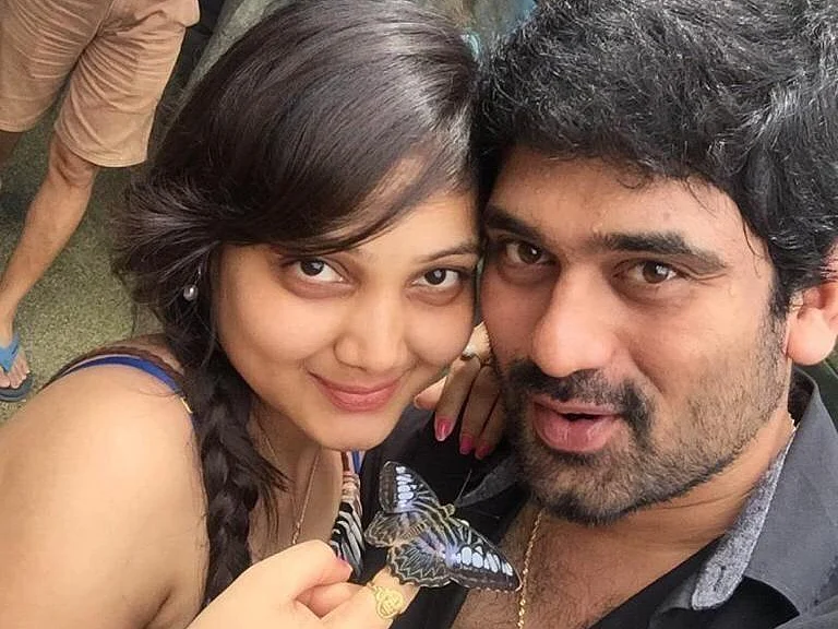 ‘‘ ‘நடந்ததுக்கெல்லாம் ஸாரி; எப்படா வருவ..?’ - காதலனுக்காகக் காத்திருக்கும் `ரோஜா' பிரியங்கா